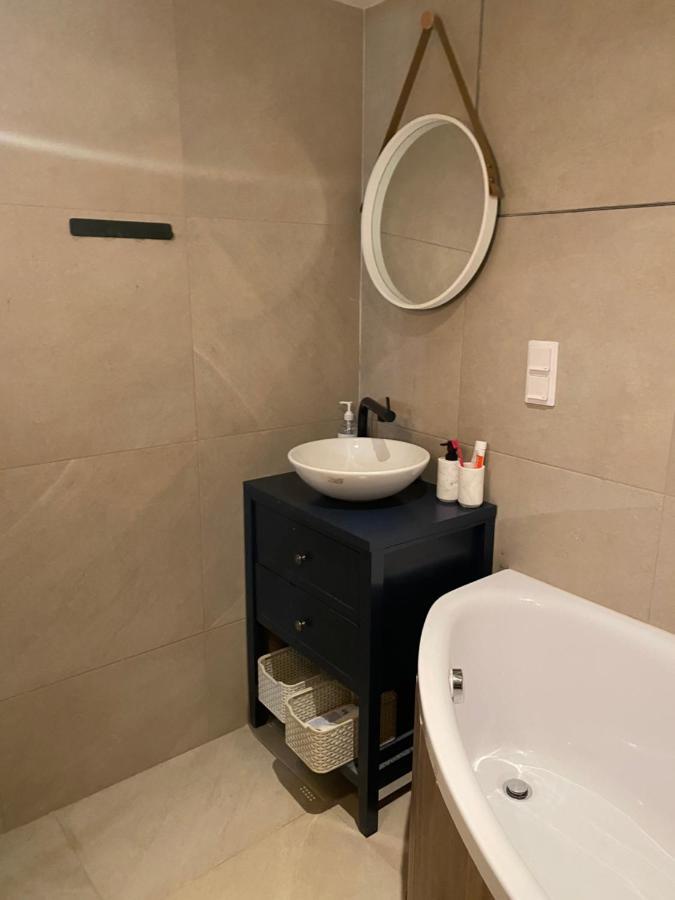 Brick Apartment ジリナ エクステリア 写真